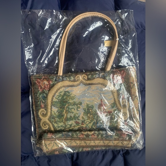 Small Tapestry Bag, in bag. (Took out for photo shoot) tan beige | Never used - Picture 9 of 11